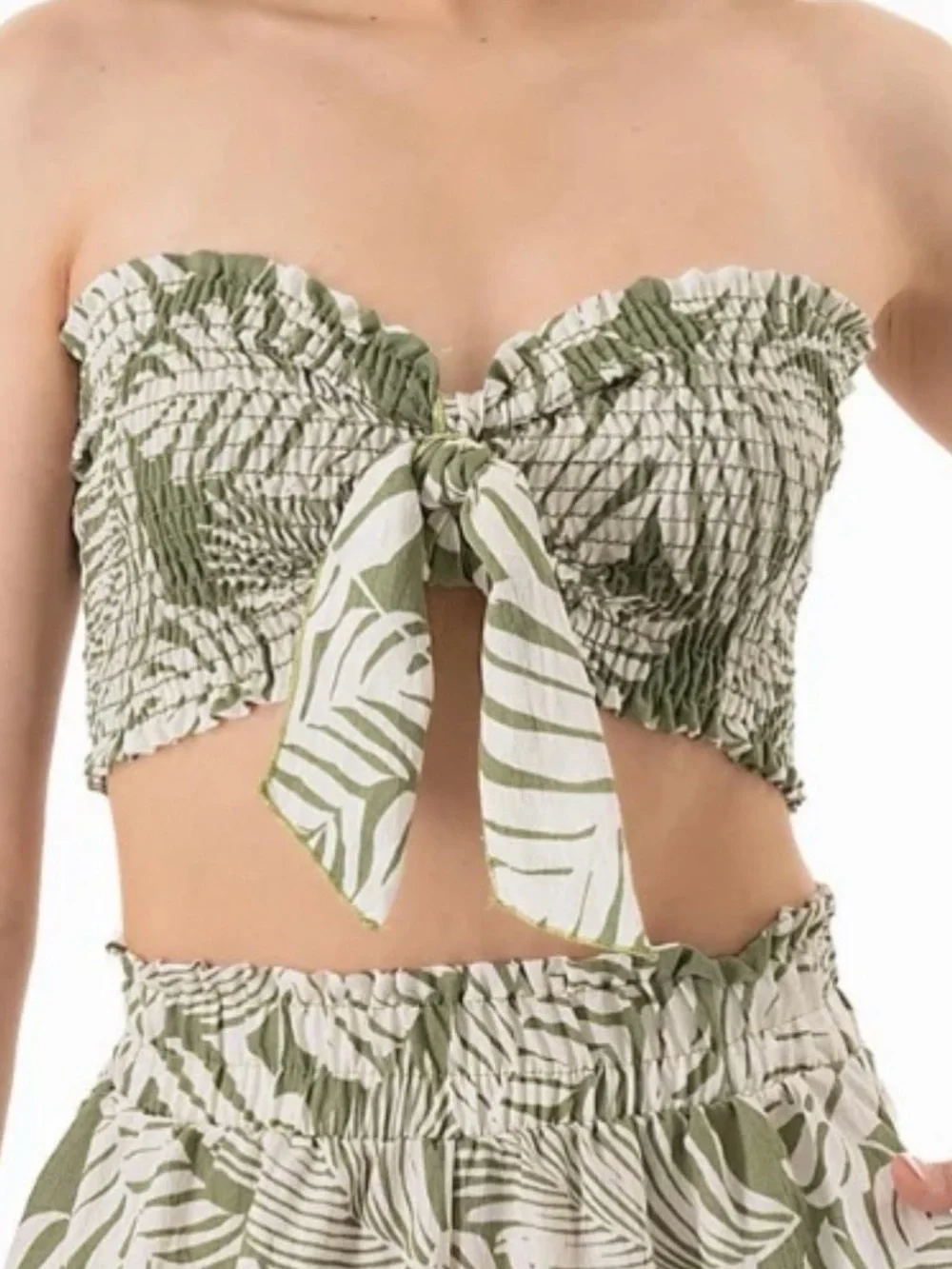 Tropical Print Tub top and Wide-Leg Pants - Olive